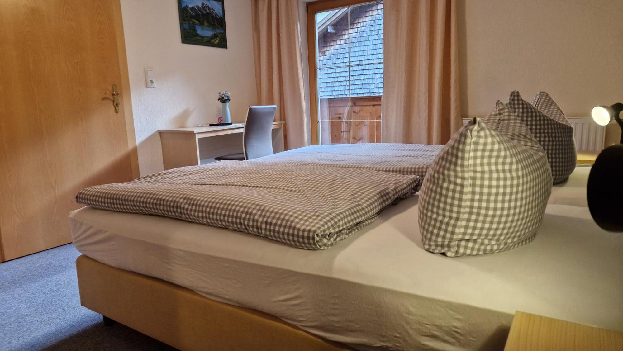 Pension Bergheim Tannheim Quarto foto
